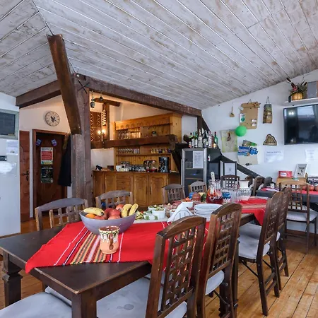 Alpstuga Garibaldi - Total *