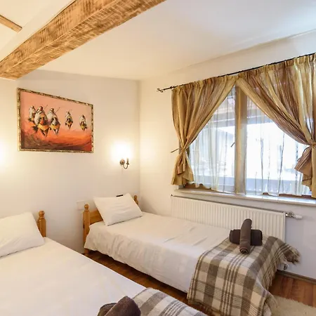 シャレー Garibaldi - Total